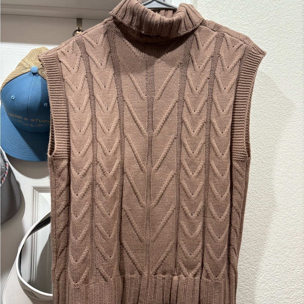Brown Sleeveless Knit Turtleneck Sweater